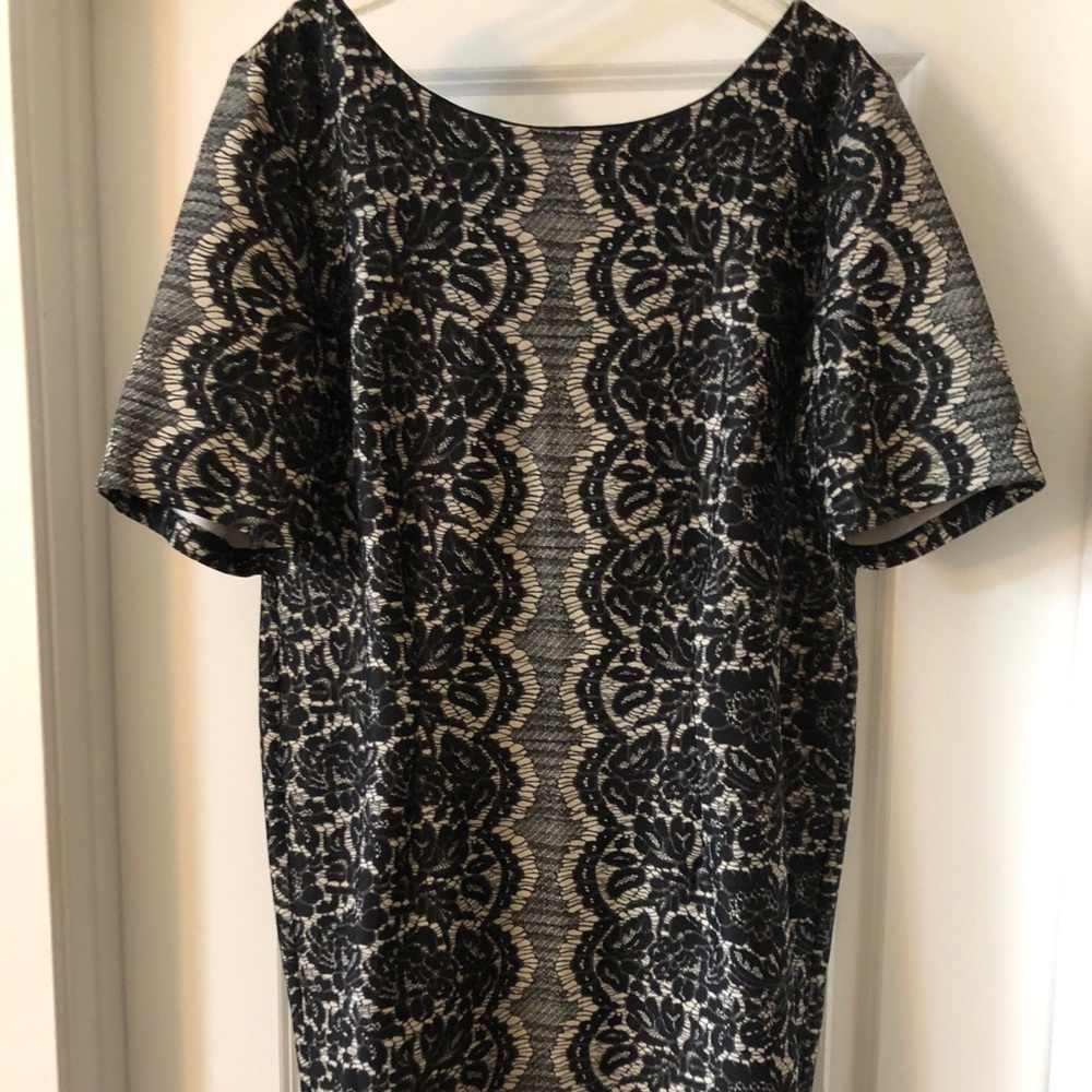 Black and cream scuba dress